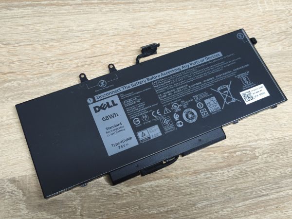 Б/В Оригінальна акумуляторна батарея Dell 4GVMP
