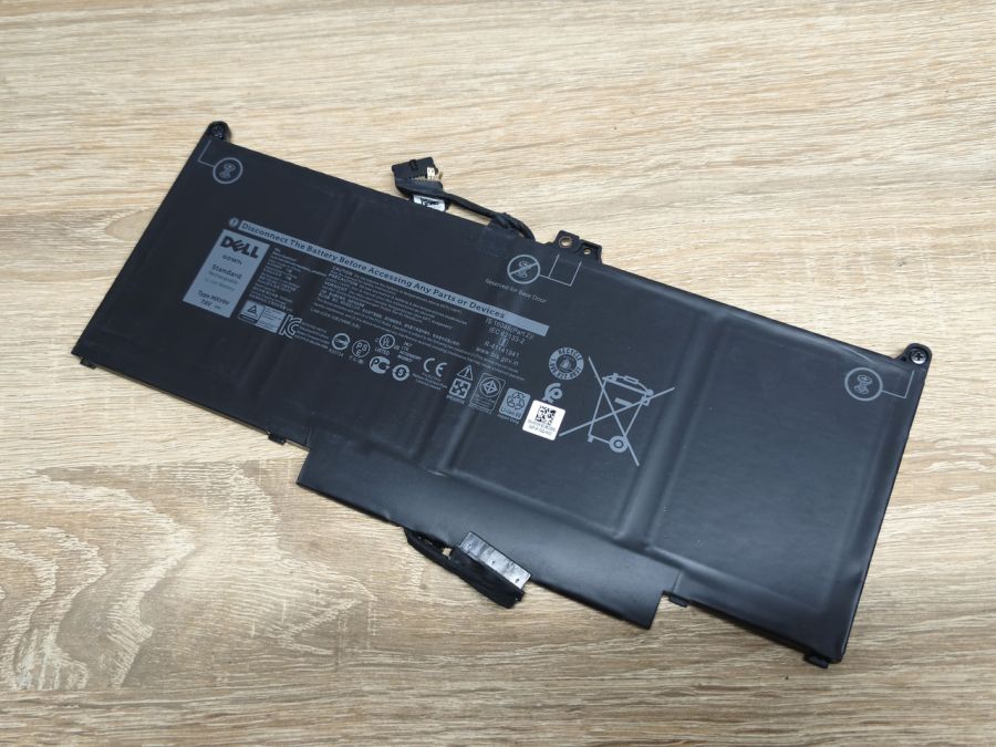 Б/В Оригінальна акумуляторна батарея Dell MXV9V
