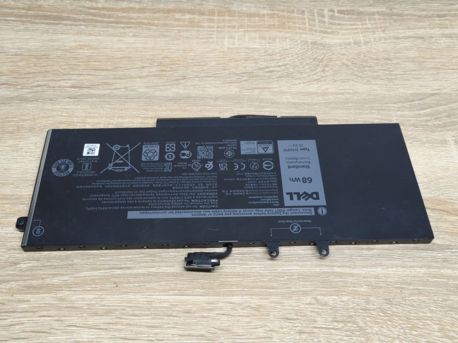Б/В Оригінальна акумуляторна батарея Dell 3HWPP