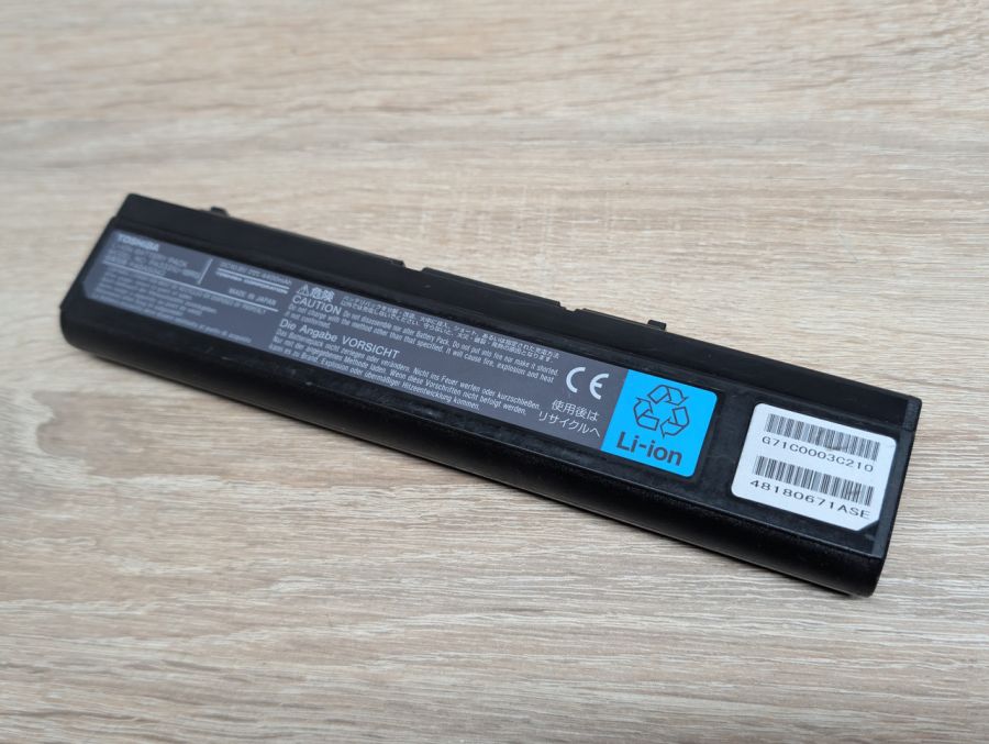 Б/В Акумуляторна батарея Toshiba PA3331U-1BRS
