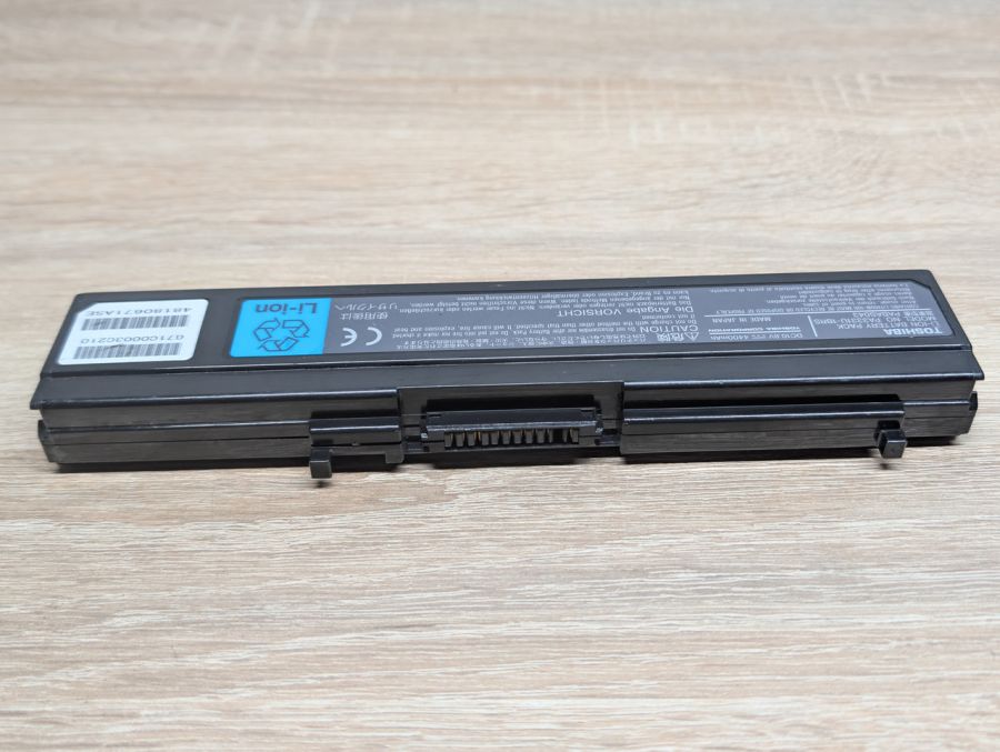 Б/В Акумуляторна батарея Toshiba PA3331U-1BRS