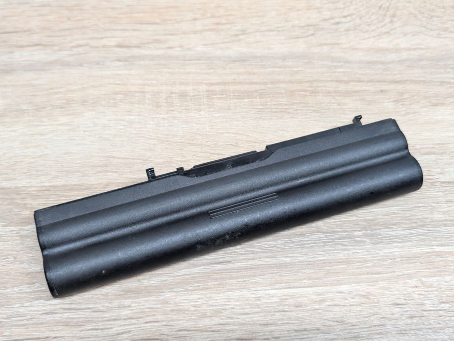 Б/В Акумуляторна батарея Toshiba PA3331U-1BRS