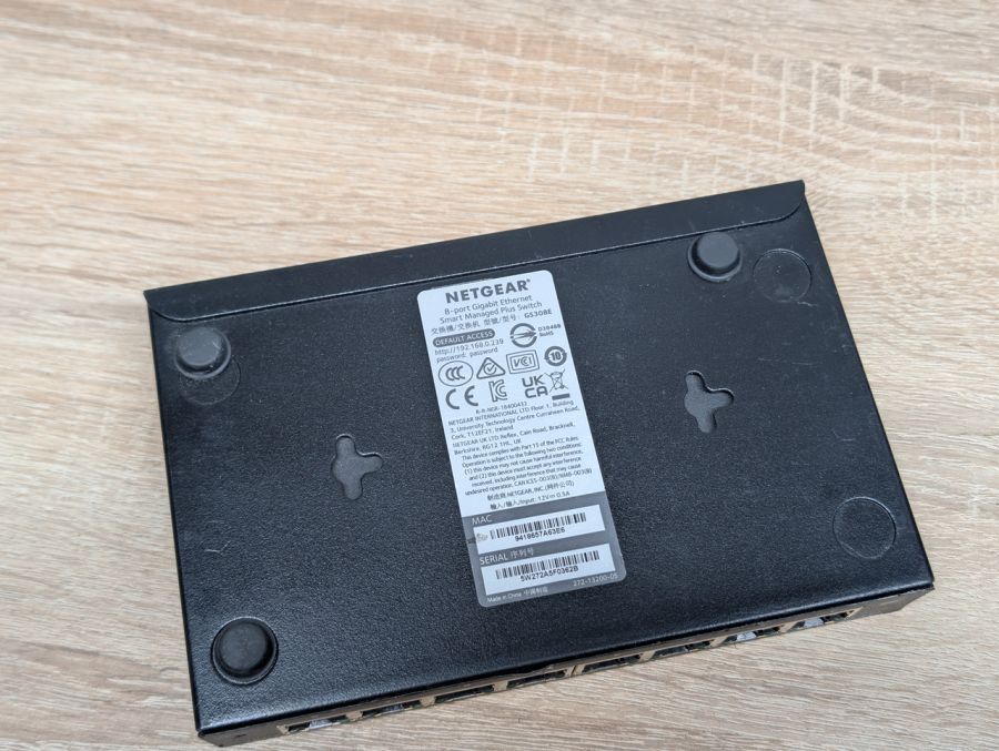 Б/В Смарт-комутатор Netgear GS308E