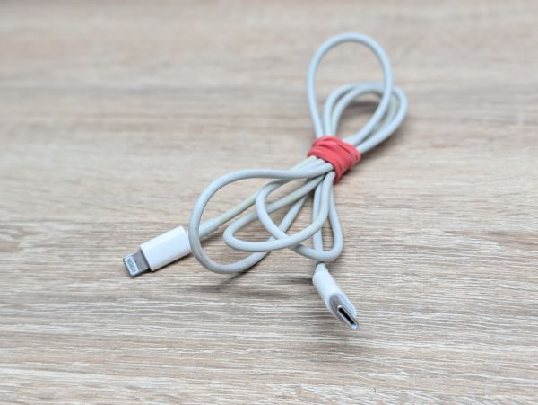 Б/В Кабель USB-C to Lightning 1м