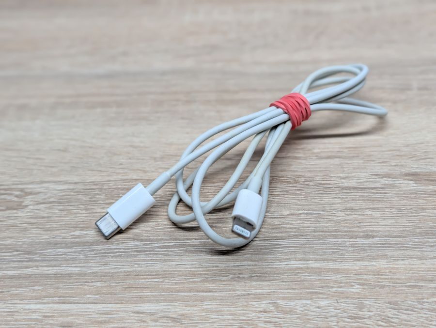 Б/В Кабель USB-C to Lightning 1м