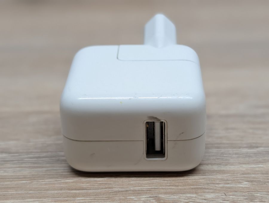Б/В Адаптер живлення Apple 10W 5.1 В 2.1 А USB Type-A