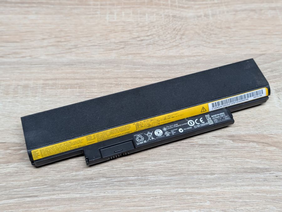 Б/В Оригінальна акумуляторна батарея Lenovo 45N1063