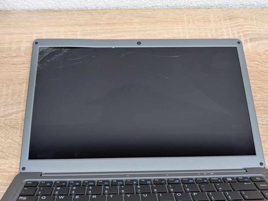 Ноутбука Б/В Ansta EZbook X3 не вмикається