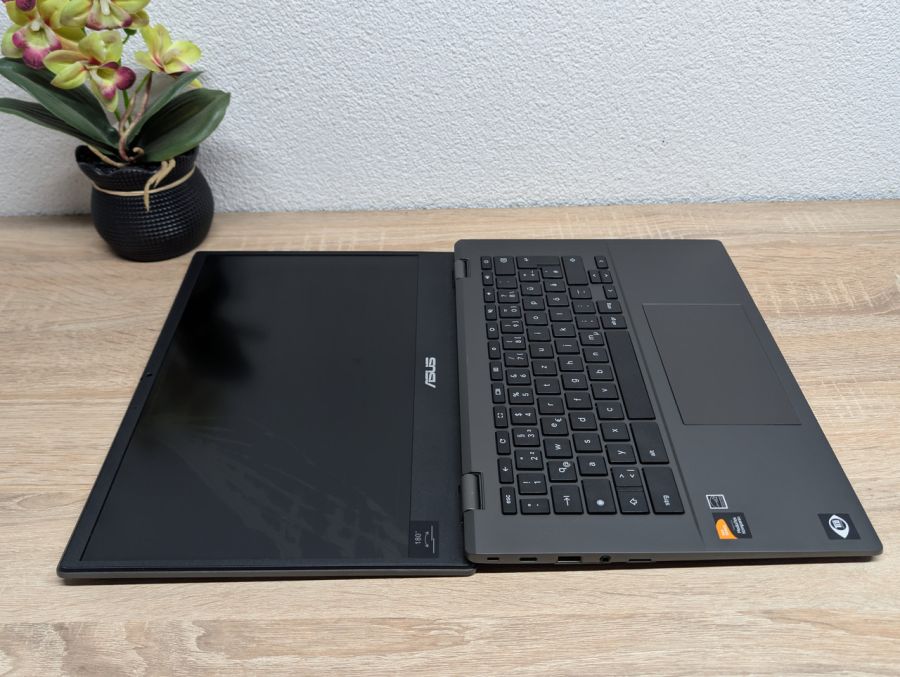 Ноутбук Asus Chromebook CM1402CM2 не вмикається Б/В