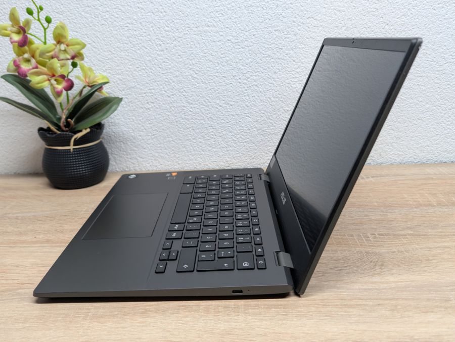 Б/В Ноутбук Asus Chromebook CM1402CM2 не вмикається