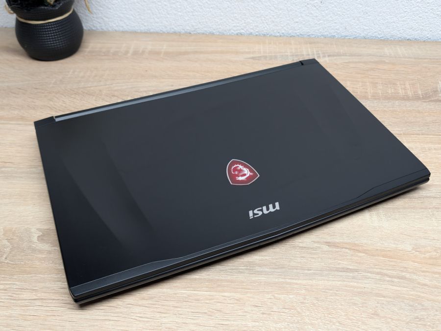 Ноутбук Б/В MSI GP62 MS-16JB:15.6 Full HD,Intel Core i7-7700HQ,16 GB DDR4,NVIDIA GeForse GTX 1060 3Gb,SSD 500Gb