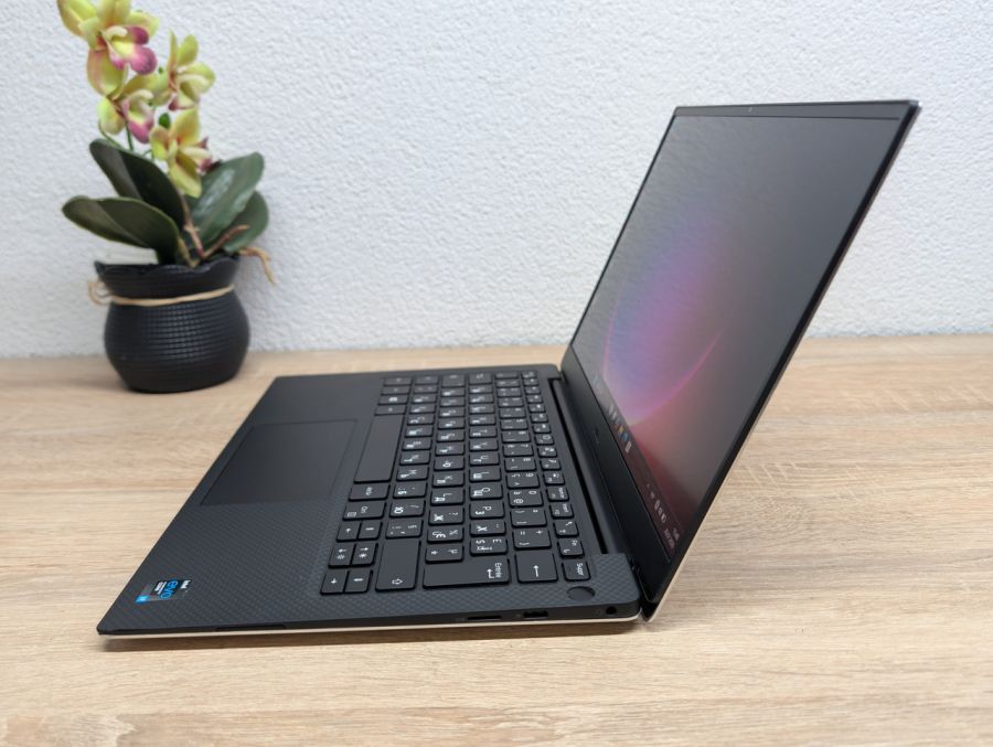Ноутбук б/В Dell XPS 13 9305:13 Full HD,Intel Core i7-1165G7,8GB DDR4, Intel Iris Xe Graphics SSD 512Gb