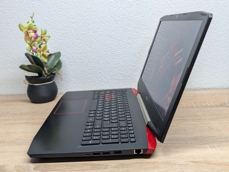 Ноутбук Б/В Acer Aspire VX5-591G: 15.6 Full HD,Intel Core i7-7700HQ,12 GB DDR4, NVIDIA GeForse GT 1050 4Gb, SSD 512Gb