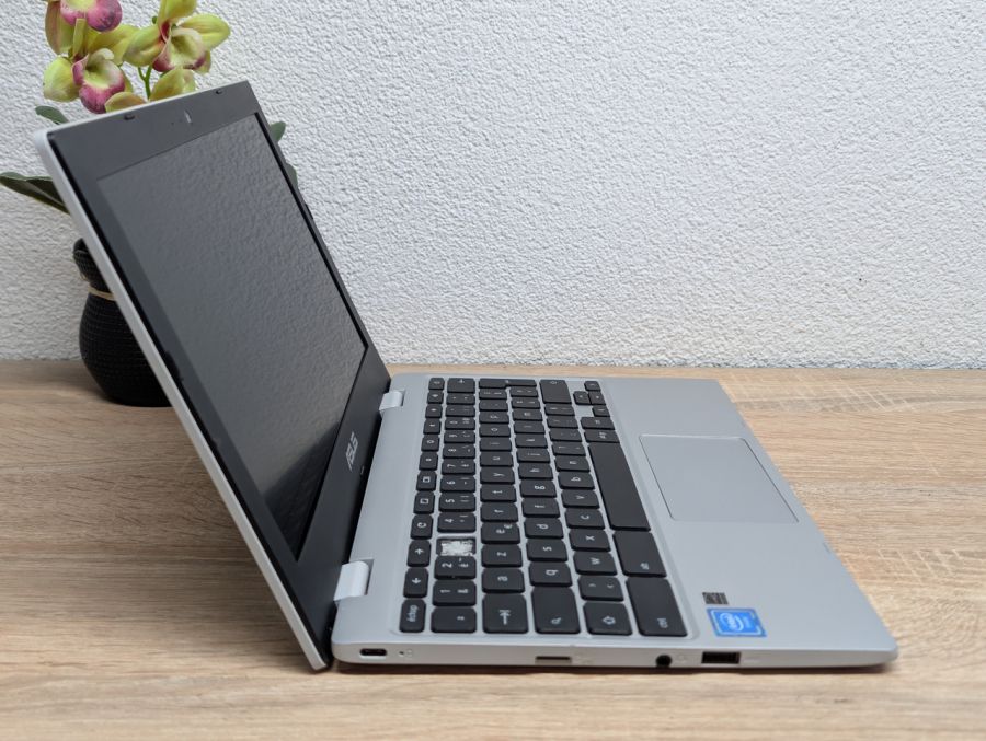 Б/В Ноутбук Asus Chrombook CX1100CNA