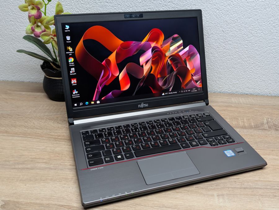 Ноутбук Б/В Fujitsu E746: 14 Full HD Intel Core i5-6200U 8 GB DDR4 240Gb SSD [ProductHub SKU F265]