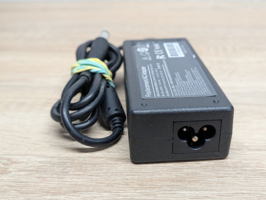 Б/В Блок живлення 65W 18.5V 3.5A 7.4 x 5.0 мм