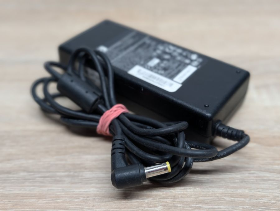 Б/В Блок живлення HP PPP012L 90W 18.5V 4.9A 5.5x 2.5мм