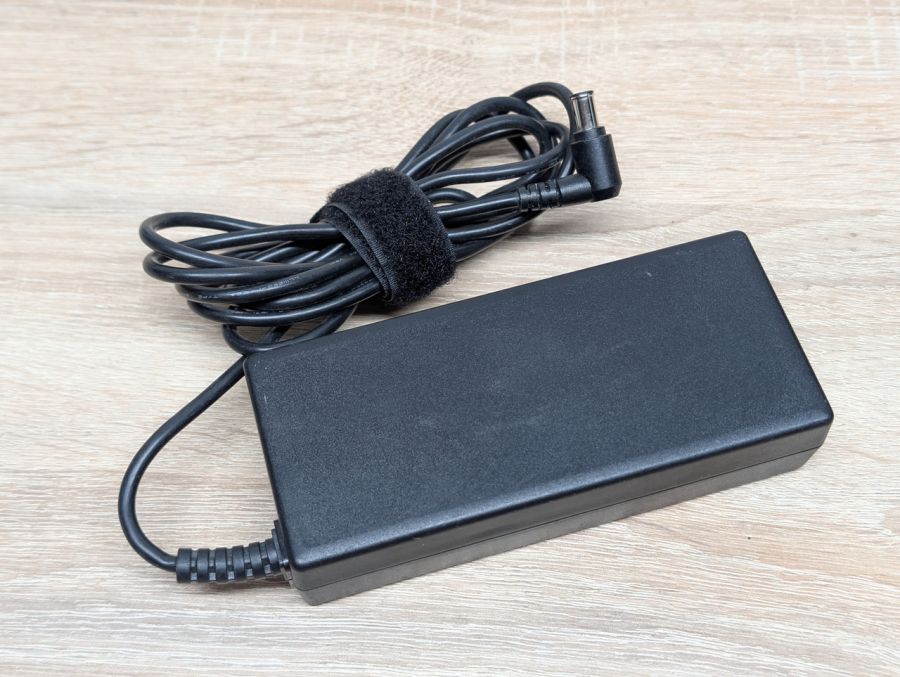 Б/В Блок живлення Sony PCGA-AC19V 65W 19.5V 3.3A 6.5 x 4.4мм