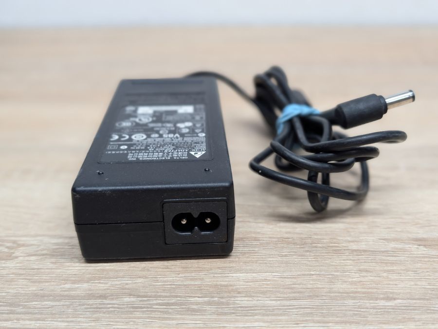 Б/В Блок живлення Delta Electronics ADP-90CD AB 90W 19V 4.74A 5.5 x 2.5 мм