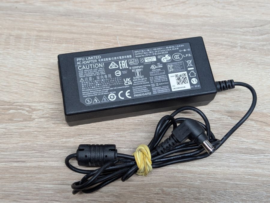 Блок живлення PFU LIMITED 65W 24V 2.65A 5.5x2.5мм Б/В