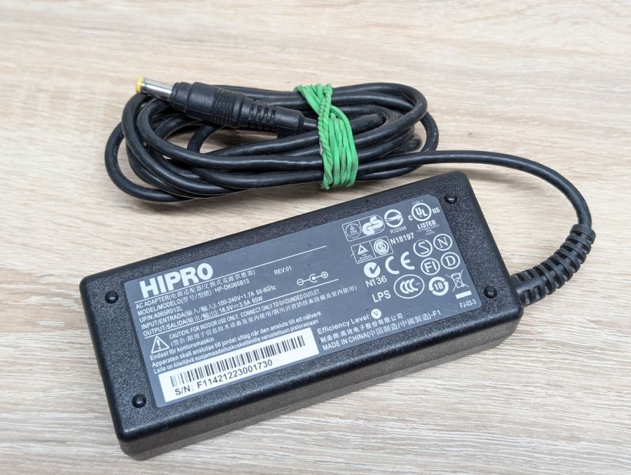 Б/В Блок живлення Hipro 65W 18.5V 3.5A 4.8x1.7мм [ProductHub SKU OK065B13]