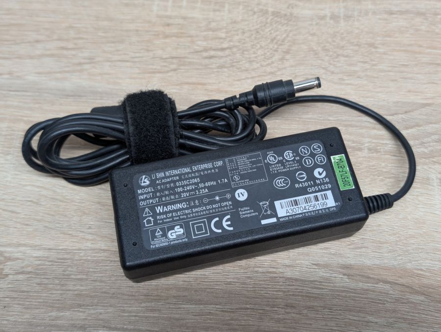 Б/В Блок живлення Li Shin 65W 20V 3.25A 5.5x2.5мм