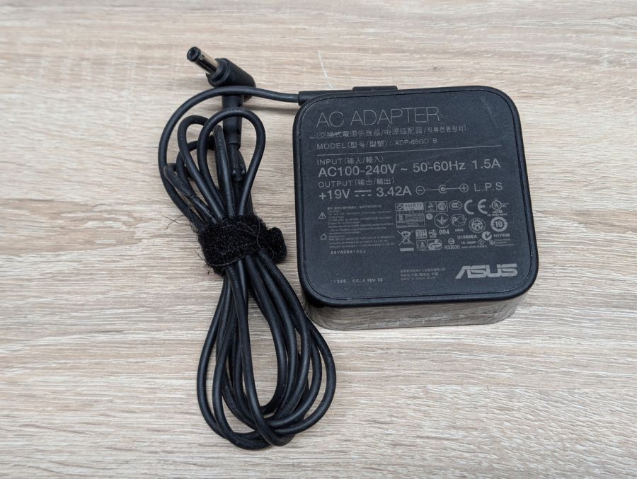 Б/В Блок живлення Asus 65W 19V 3.42A 5.5x2.5мм