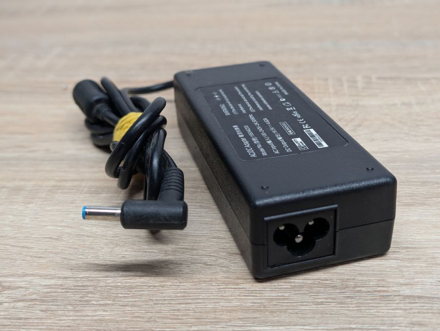 Б/В Блок живлення 90W 19.5V 4.62A 4.5x3.0мм
