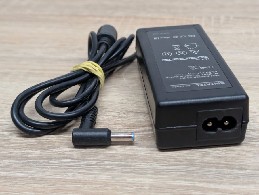 Б/В Блок живлення PITATEL AD-203 45W 19.5V 2.31A 4.5x3.0мм