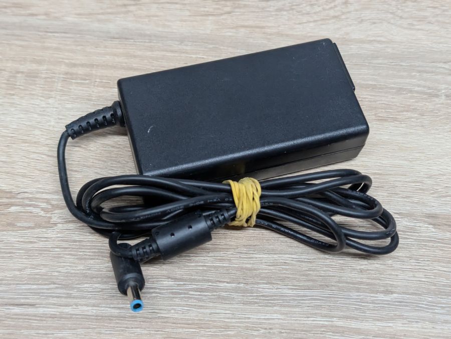 Б/В Блок живлення KFD 65W 19.5V 3.33A 4.5x3.0мм