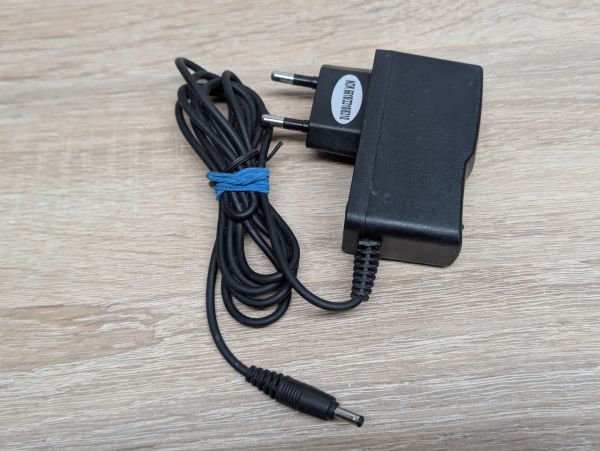 Б/В Блок живлення TelForceOnen 10V 600 мА 3.5 x 1.35 мм