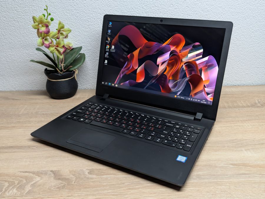 Ноутбук Б/В Lenovo 110-15ISK: 15.6 Intel Core i3-6006U 8 GB DDR4 SSD 128Gb
