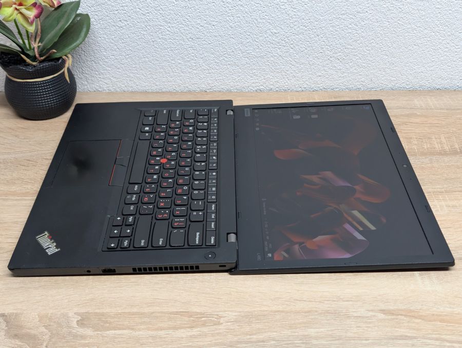 Ноутбук Б/В Lenovo ThinkPad L480, Intel Core i5-8250U, DDR4 8 GB, SSD 128GB, 14" Full HD