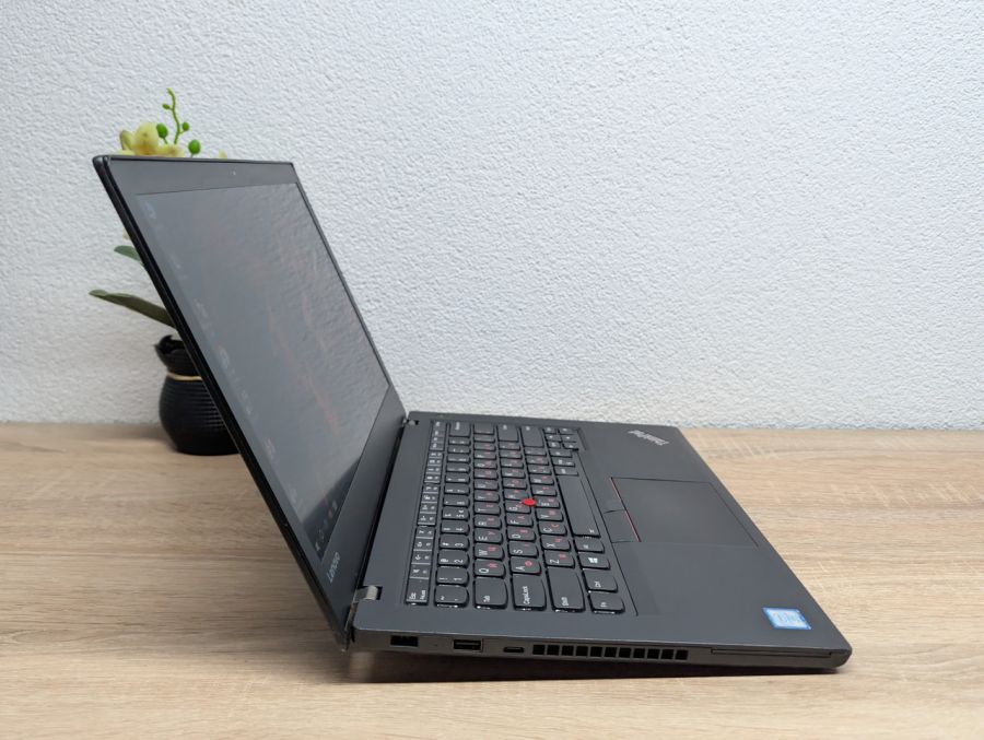Ноутбук Б/В Lenovo ThinkPad T470, Intel Core i7-7600U, DDR4 8GB, SSD 256GB, 14" Full HD
