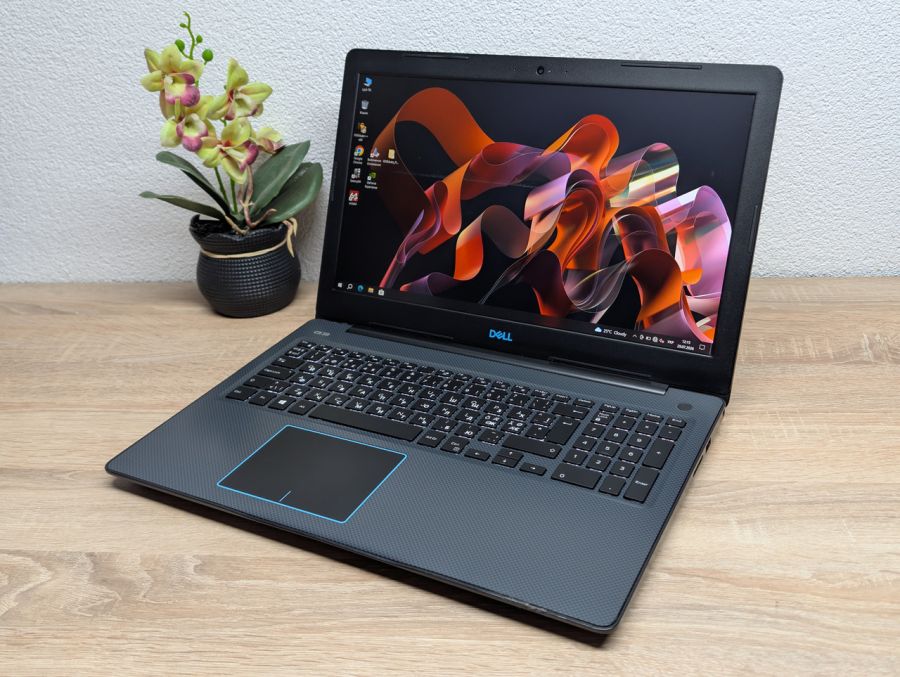Ноутбук Б/В Dell G3 3579: 15 Full HD, Intel Core i5-8300H ,16 GB DDR4,GeForce GTX 1050 4 Gb SSD 256Gb