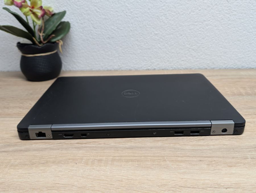 Ноутбук Б/В Dell Latitude E7470, Intel Core i5-6300U, DDR4 8 GB, SSD 128GB, 14" Full HD