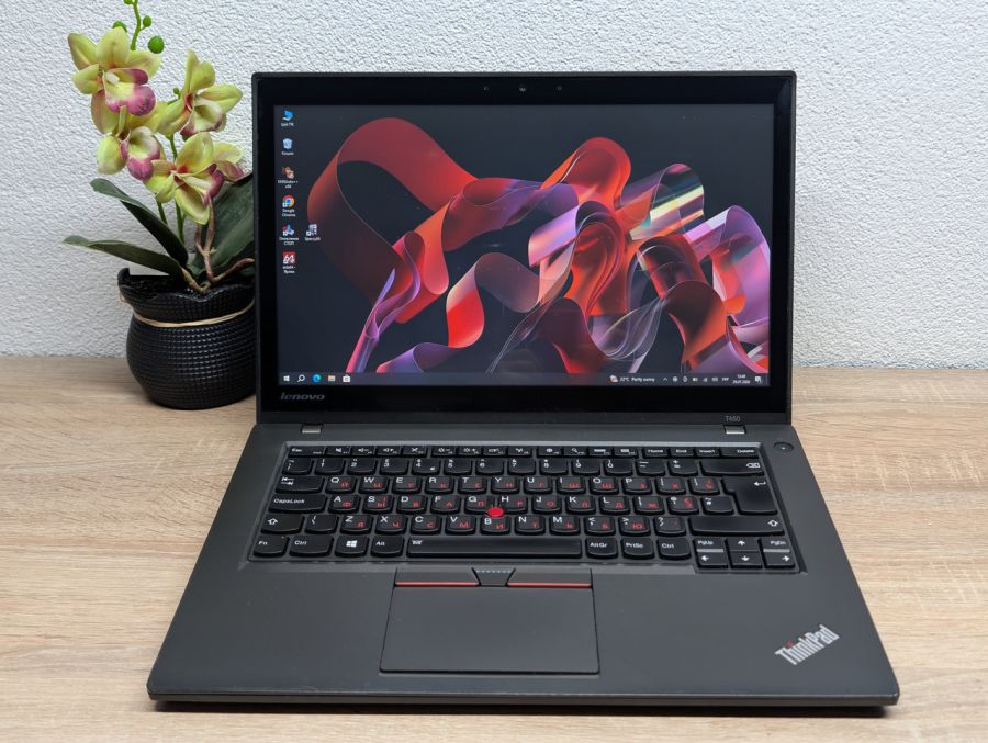Ноутбук Б/В Lenovo ThinkPad T450: 14 сенсорний, Intel Core i5-5300U, 8 GB DDR3, Intel HD Graphics, SSD 128Gb(2АКБ)