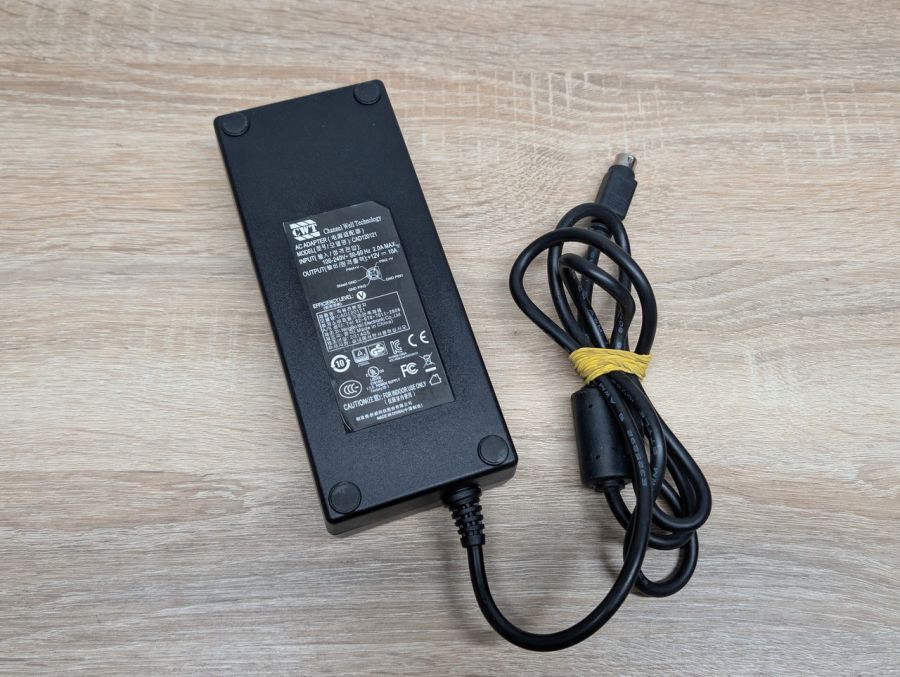 Б/В Блок живлення CWT CAD120121 120W 12V 10A 4-Pin DIN [ProductHub SKU CAD120121]