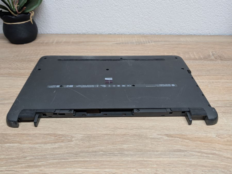 Б/В Піддон для ноутбука HP 250 G4, 255 G4, 250 G5, 255 G5