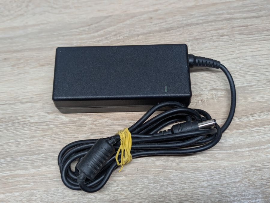 Б/В Бок живлення Liteon PA-1650-68 65W 19V 3.42A 5.5 х 2.5 мм