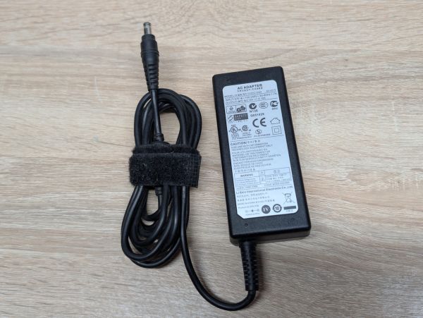 Б/В Блок живлення Li-Shin AD-6019 60W 19V 3.16A 5.5 х 3.0 мм