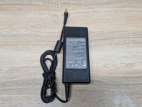 Б/В Блок живлення Energy4U 90W 19V 4.74A 5.5 х 2.5 мм