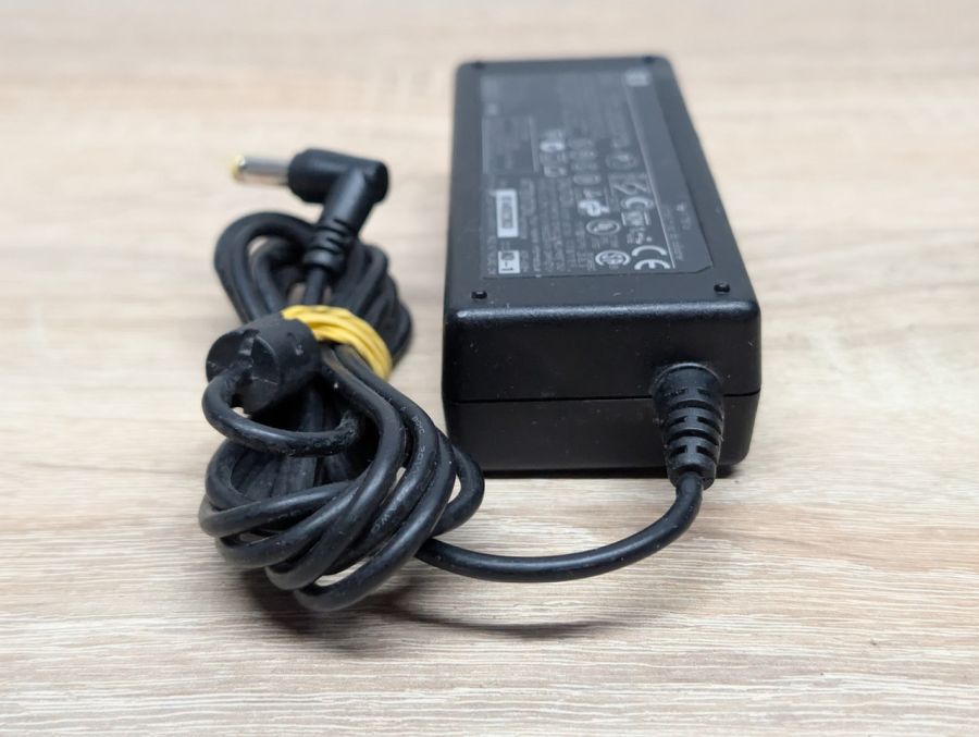 Б/В Блок живлення HP 60W 19V 3.16A 5.5 х 2.5 мм