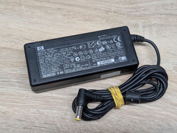 Б/В Блок живлення HP 60W 19V 3.16A 5.5 х 2.5 мм
