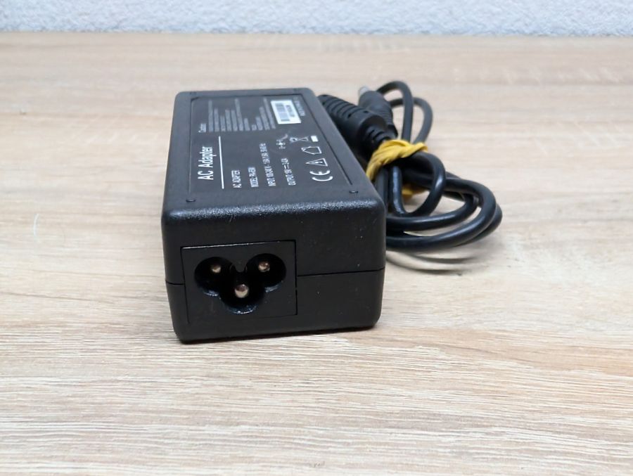 Б/В Блок живлення 65W 19V 3.42A 5.5 х 2.5 мм