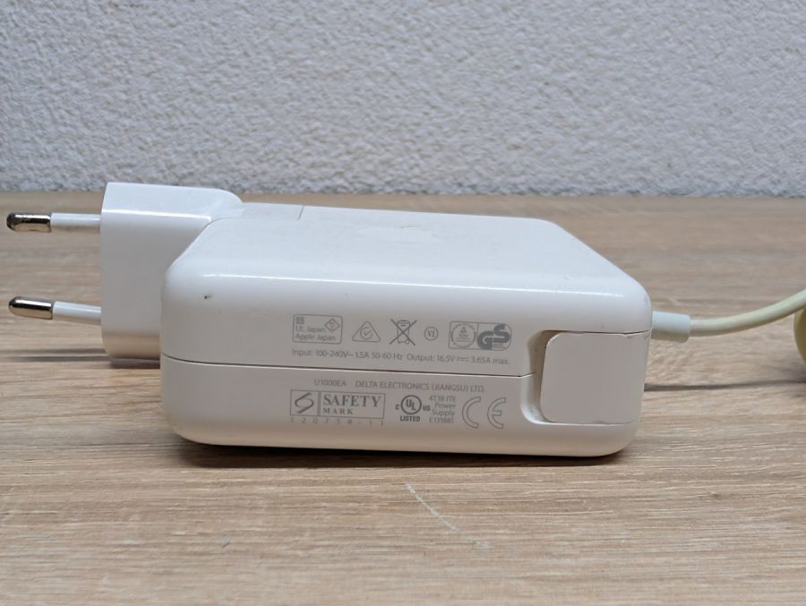 Б/В Оригінальний блок живлення Apple MagSafe 2 60W 16.5V 3.65A