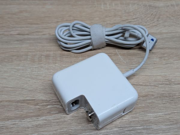 Б/В Блок живлення 45W 14.85V 3.05A MagSafe 2,A1466\A1465\A1436