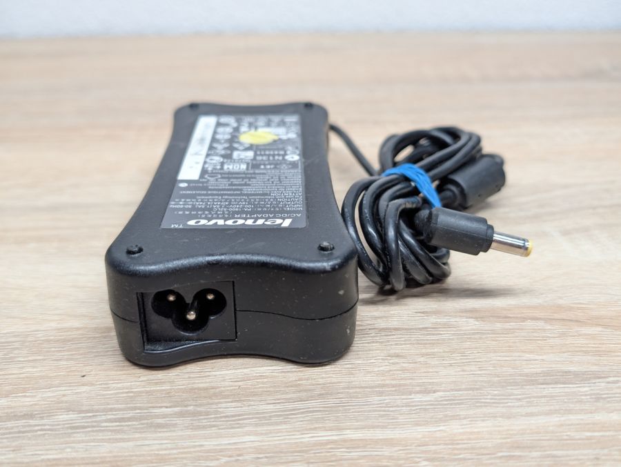 Б/В Блок живлення Lenovo 90W 19V 4.74A 5.5 x 2.5мм