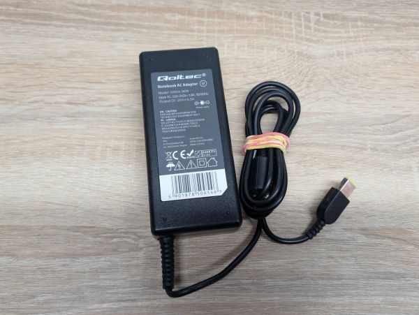 Блок живлення Qoltec 90W 20V 4.5A Slim Tip Б/В