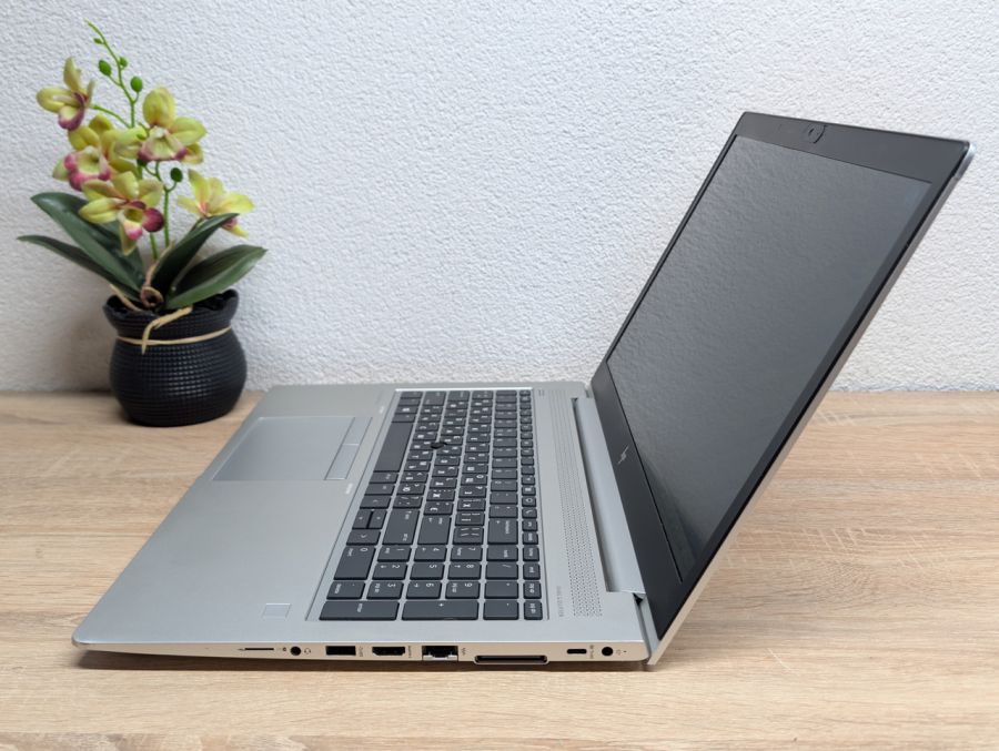 Ноутбук Б/В HP EliteBook 755 G5, AMD Ryzen 3 Pro Mobile 2300U, DDR4 16GB, SSD 256GB, 15.6" Full HD